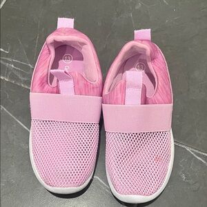 Pink toddler water shoes